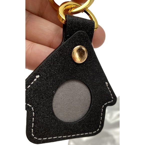 AirTag Keychain Holder & AirTag Protective Film Covers For Your AirTag. New! - Picture 4 of 11